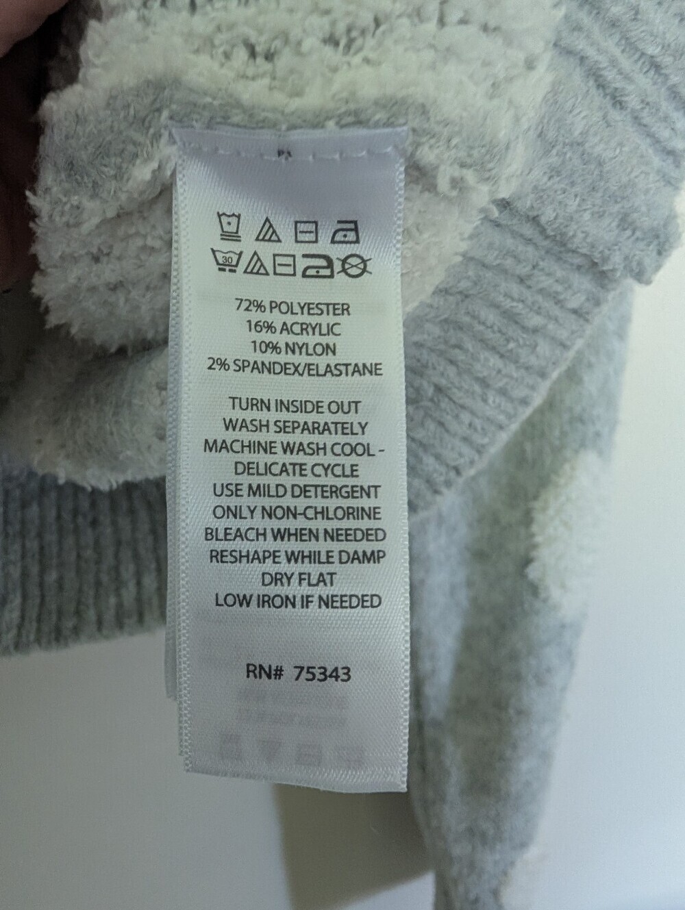 NWOT Cupcakes and Cashmere Cozy Gray Heart Pattern Cardigan Sweater - Picture 5 of 6
